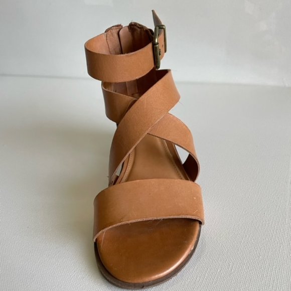 Steve Madden Raeleen Ankle Strap Criss Cross Block Heels in Cognac, size 6.5 - Picture 8 of 12